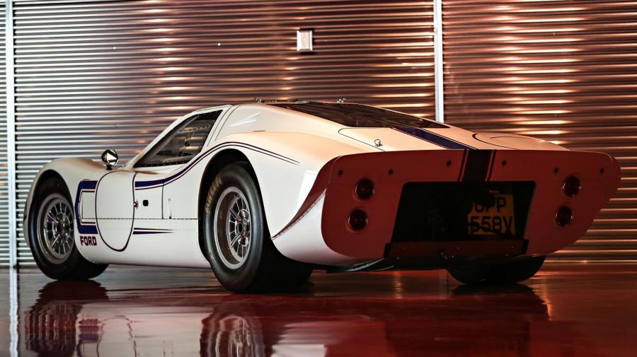  Ford GT40 J-12 (Mk IV) 1967 года  (фото 7 из 26)